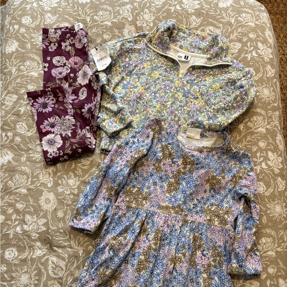 Cotton on kids clothing bundle in size 4T